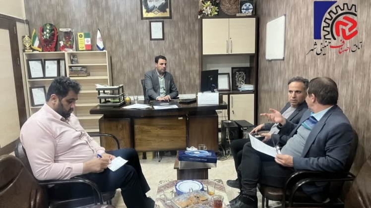 پنجاه و چهارمین نشست هفتگی هیات رییسه اتاق اصناف شهرستان خمینی شهر