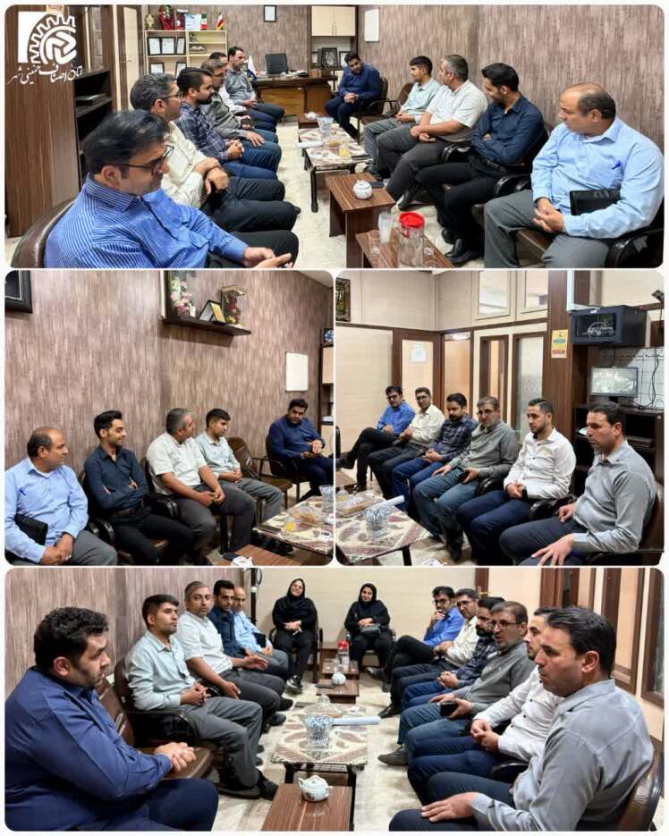 نشست هم‌اندیشی هیئت‌رئیسه اتاق اصناف شهرستان خمینی‌شهر باکارمندان و بازرسان واحد بازرسی